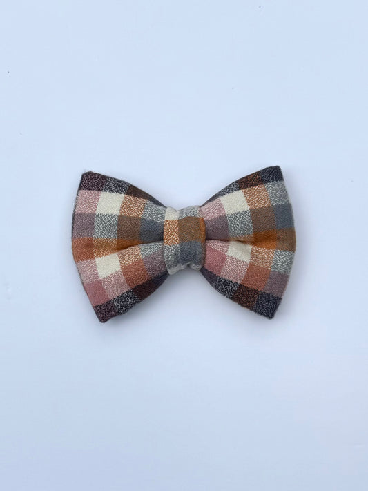 Nutmeg Mammoth Flannel Bow